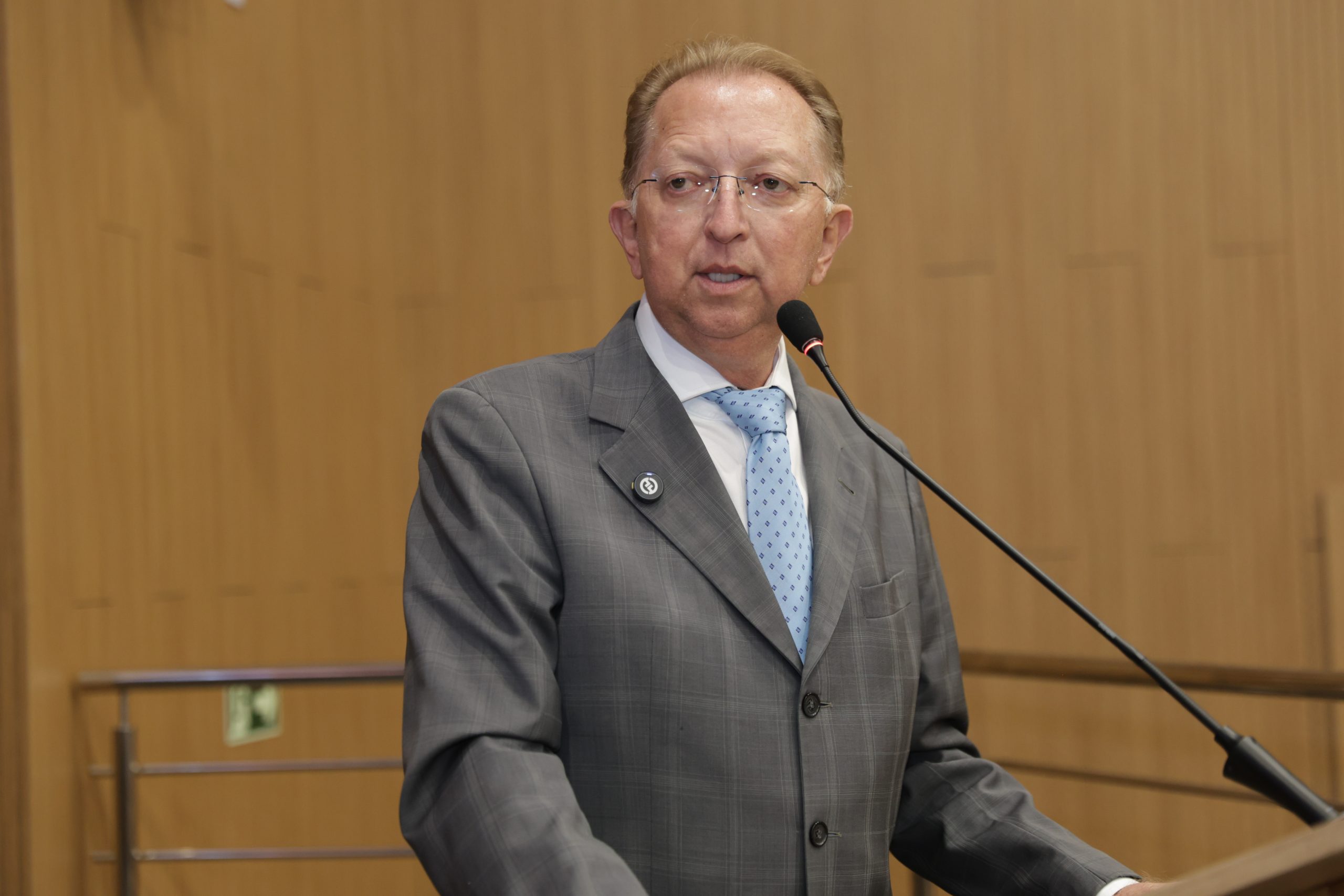 Joao Campos discursando